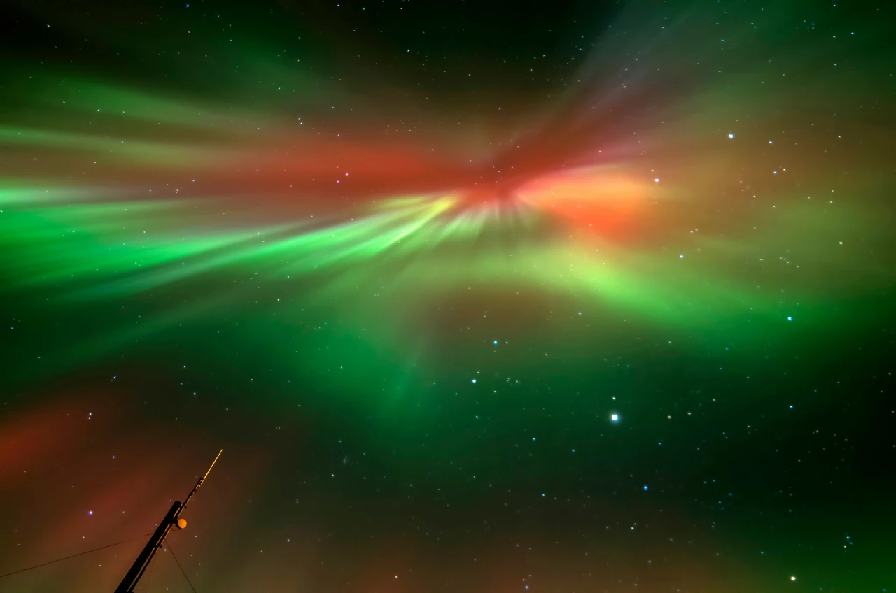 Tearing, Iceland